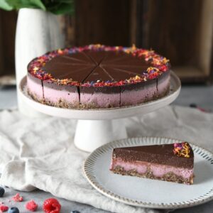 RAW torta čoko jahoda 1600 gr